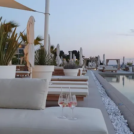 New!!! New Riva Luxury One - With Sunny Terrace & Big Garden Apartment Porec Exterior photo
